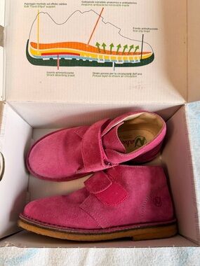 Naturino Kids Suede Velcro Ankle Boots in Magenta